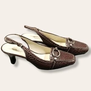 AK Anne Klein iflex Kitten Heel Shoes